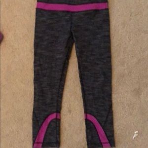 Lululemon Run Inspire crops
